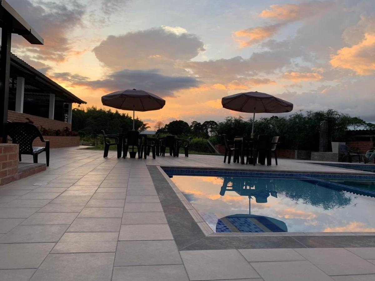 Finca Hotel El Saman De Alto Bonito Montenegro Eksteriør bilde