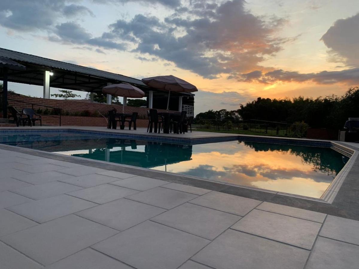Finca Hotel El Saman De Alto Bonito Montenegro Eksteriør bilde